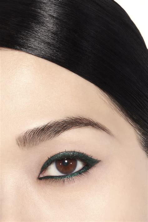 chanel vert emeraude eyeliner|chanel eyeliner.